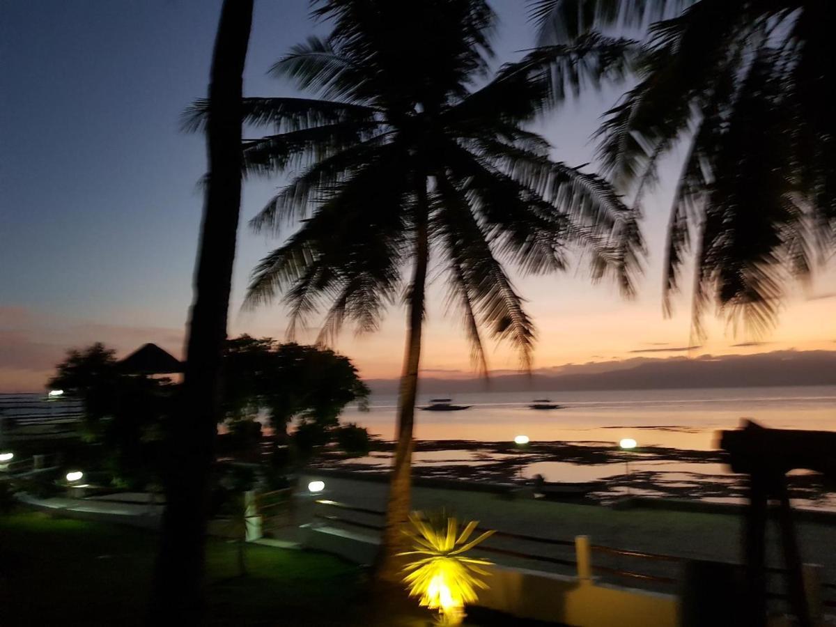 Tauig Beach Resort Moalboal Exterior foto