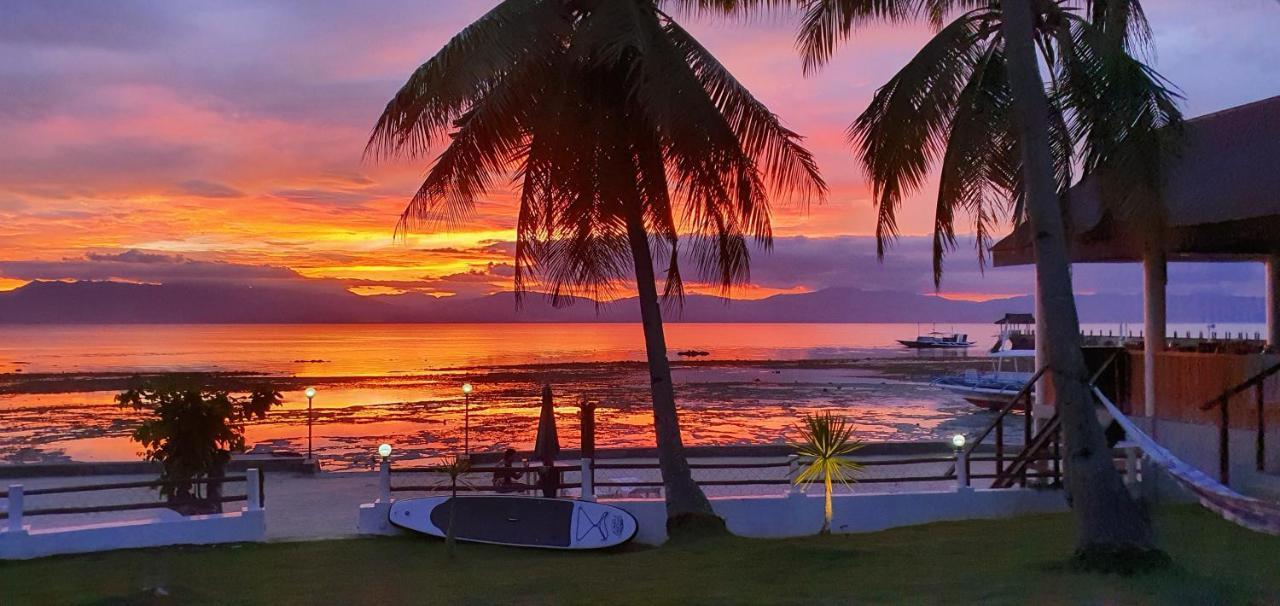 Tauig Beach Resort Moalboal Exterior foto