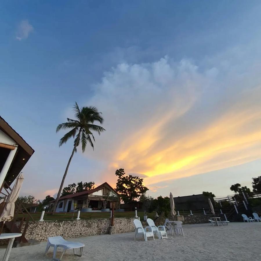 Tauig Beach Resort Moalboal Exterior foto