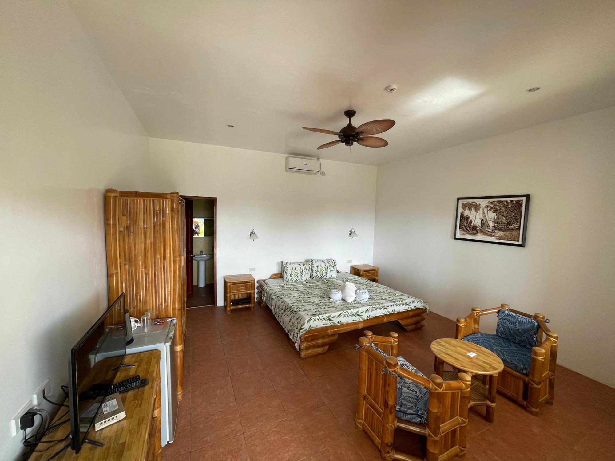Tauig Beach Resort Moalboal Exterior foto